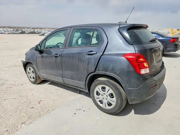 3GNCJKSB4GL246378 2016 CHEVROLET TRAX - Image 2