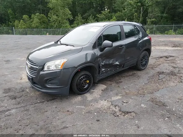 3GNCJKSB4GL248955 2016 CHEVROLET TRAX - Image 2