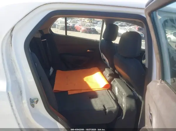 3GNCJKSB4GL259745 2016 CHEVROLET TRAX - Image 8