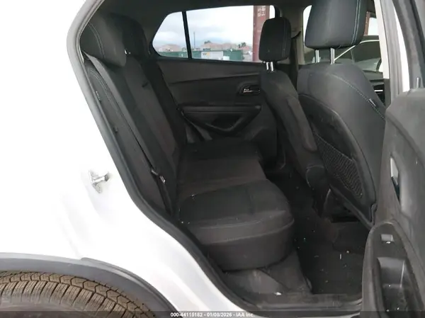 3GNCJKSB4GL263567 2016 CHEVROLET TRAX - Image 8