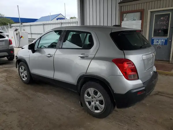 3GNCJKSB4GL270700 2016 CHEVROLET TRAX - Image 2