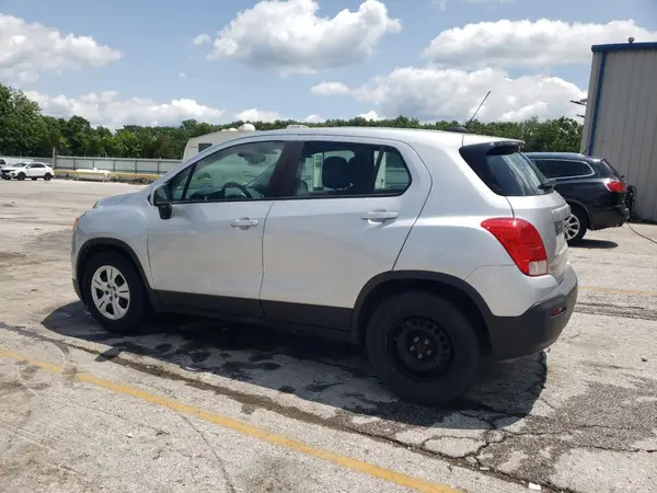 3GNCJKSB4GL273872 2016 CHEVROLET TRAX - Image 2