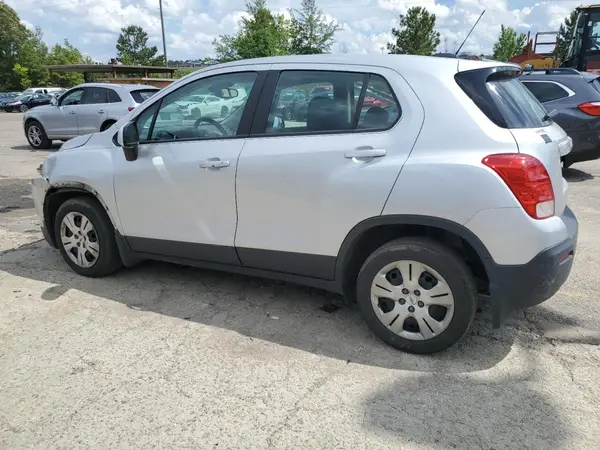 3GNCJKSB4GL279431 2016 CHEVROLET TRAX - Image 2