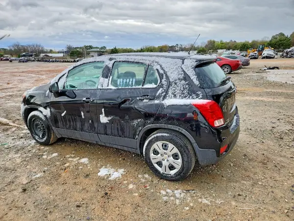 3GNCJKSB4HL170307 2017 CHEVROLET TRAX - Image 2
