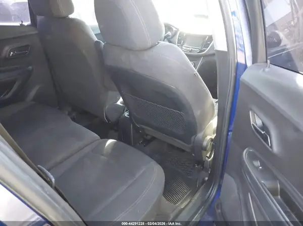 3GNCJKSB4HL184109 2017 CHEVROLET TRAX - Image 8
