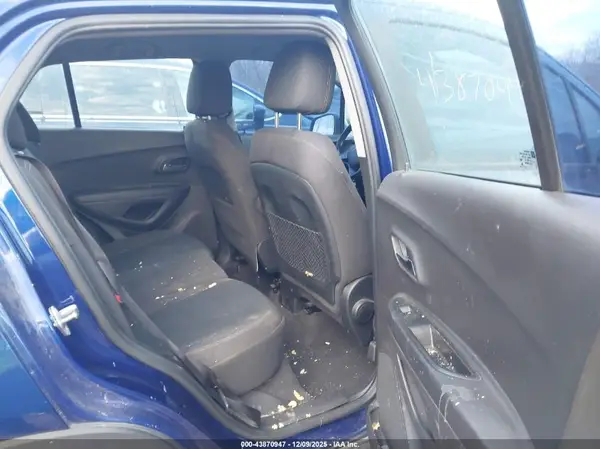 3GNCJKSB4HL196034 2017 CHEVROLET TRAX - Image 8