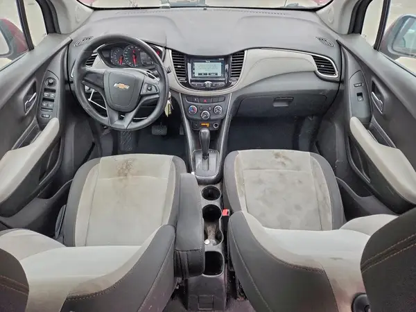 3GNCJKSB4HL199435 2017 CHEVROLET TRAX - Image 8