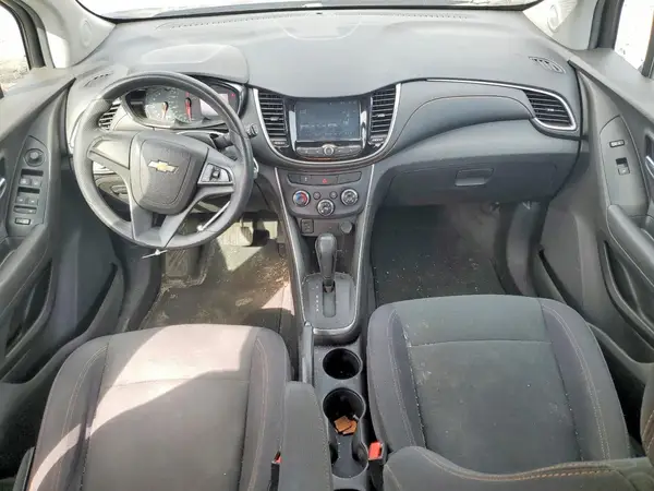 3GNCJKSB4HL207713 2017 CHEVROLET TRAX - Image 8