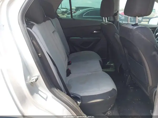 3GNCJKSB4HL211308 2017 CHEVROLET TRAX - Image 8