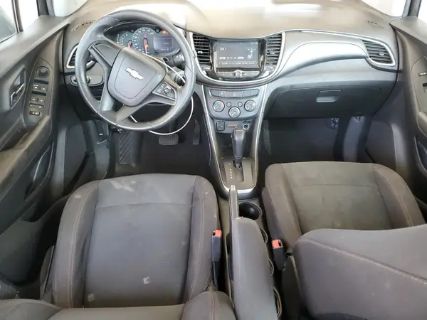 3GNCJKSB4HL242929 2017 CHEVROLET TRAX - Image 8