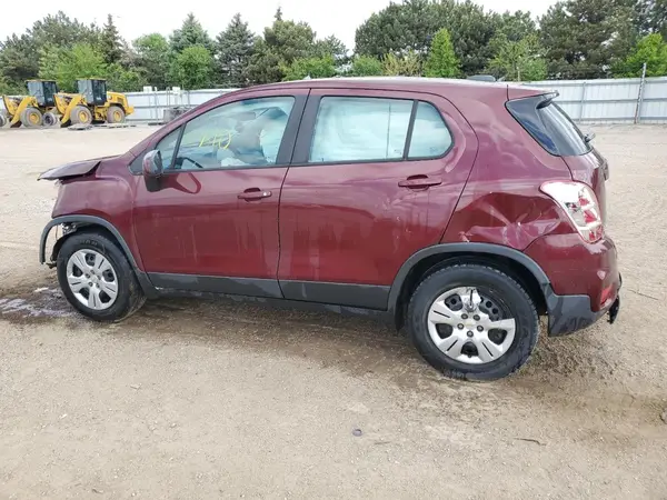 3GNCJKSB4HL269662 2017 CHEVROLET TRAX - Image 2