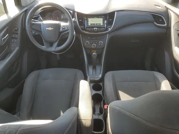 3GNCJKSB4HL274232 2017 CHEVROLET TRAX - Image 8