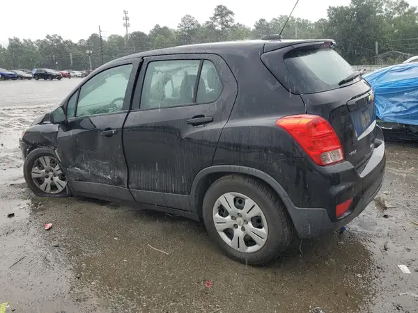 3GNCJKSB4JL207572 2018 CHEVROLET TRAX - Image 2