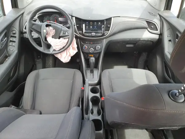 3GNCJKSB4JL293885 2018 CHEVROLET TRAX - Image 8