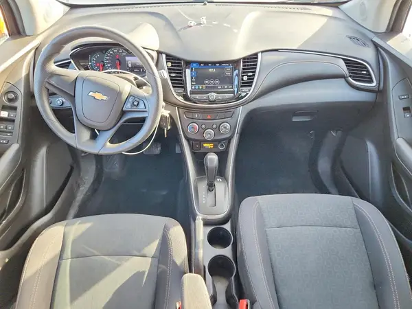 3GNCJKSB4JL300026 2018 CHEVROLET TRAX - Image 8