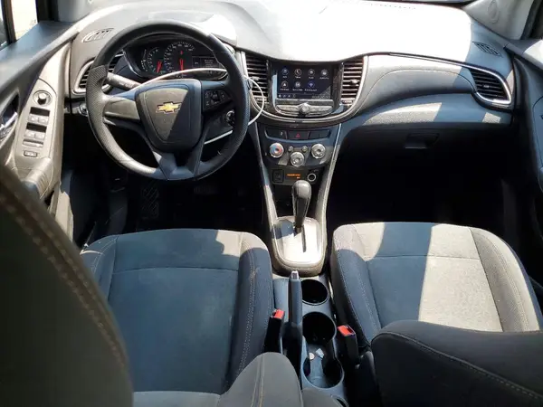 3GNCJKSB4JL306473 2018 CHEVROLET TRAX - Image 8