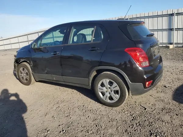 3GNCJKSB4JL326349 2018 CHEVROLET TRAX - Image 2