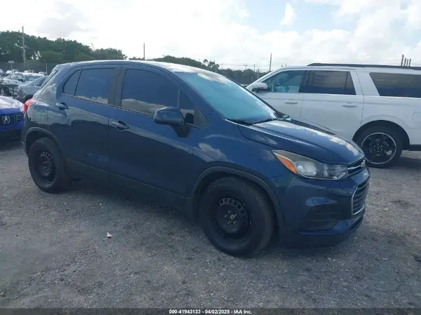 3GNCJKSB4JL377396 2018 CHEVROLET TRAX - Image 1