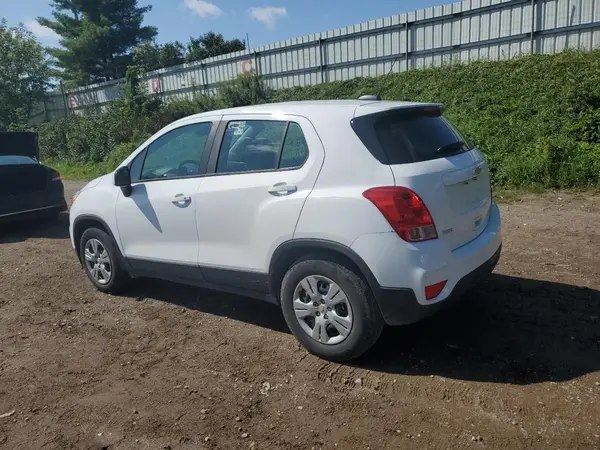 3GNCJKSB4JL409599 2018 CHEVROLET TRAX - Image 2