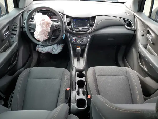 3GNCJKSB4JL418108 2018 CHEVROLET TRAX - Image 8