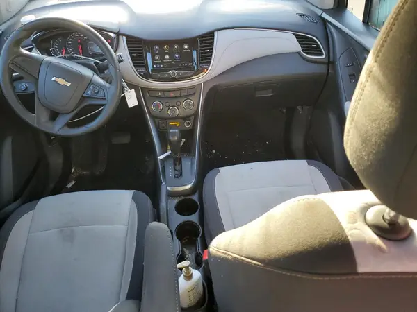 3GNCJKSB4KL115167 2019 CHEVROLET TRAX - Image 8
