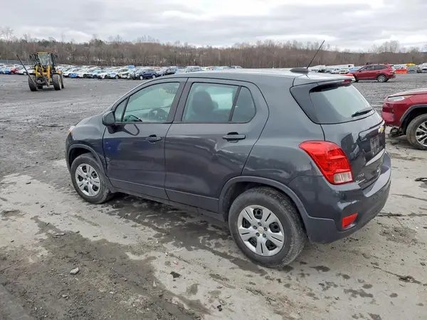 3GNCJKSB4KL125861 2019 CHEVROLET TRAX - Image 2
