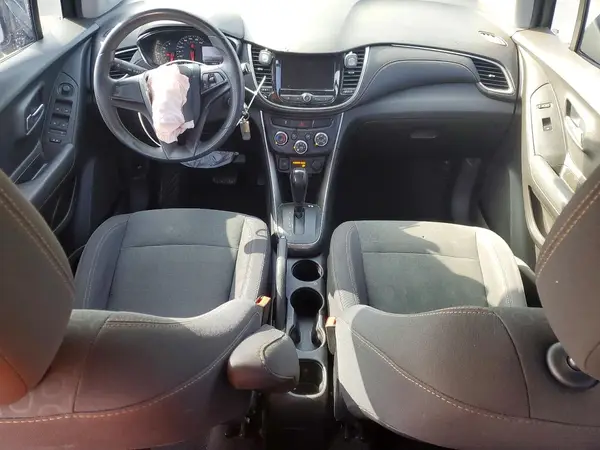 3GNCJKSB4KL127318 2019 CHEVROLET TRAX - Image 8