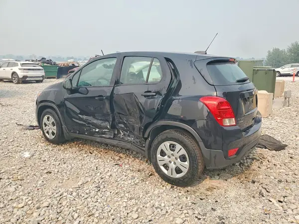3GNCJKSB4KL127867 2019 CHEVROLET TRAX - Image 2
