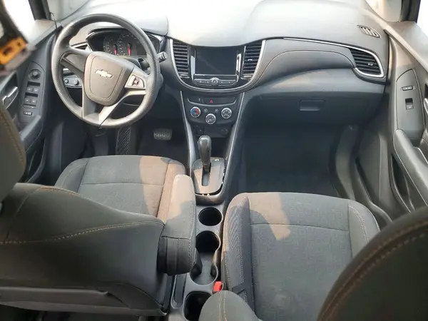 3GNCJKSB4KL127867 2019 CHEVROLET TRAX - Image 8