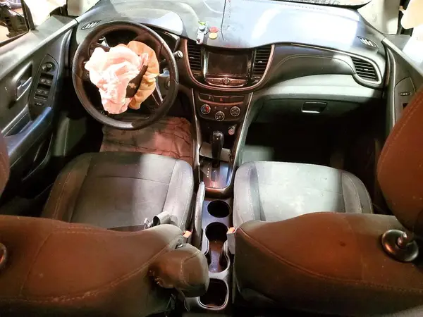 3GNCJKSB4KL129392 2019 CHEVROLET TRAX - Image 8
