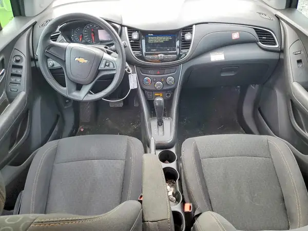 3GNCJKSB4KL133801 2019 CHEVROLET TRAX - Image 8