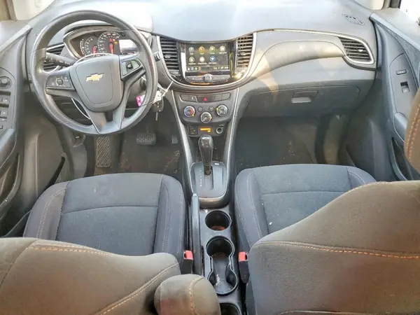 3GNCJKSB4KL161890 2019 CHEVROLET TRAX - Image 8
