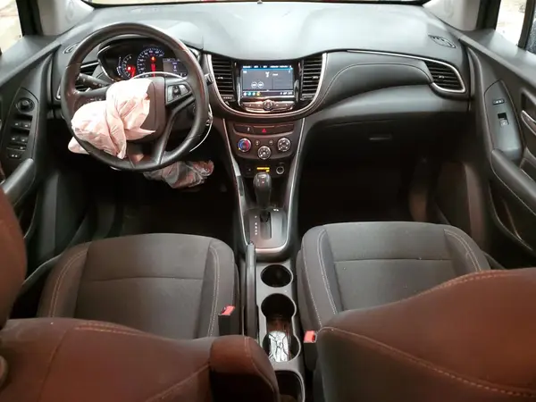 3GNCJKSB4KL166149 2019 CHEVROLET TRAX - Image 8