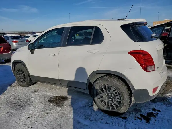 3GNCJKSB4KL171190 2019 CHEVROLET TRAX - Image 2