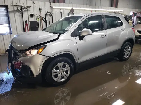 3GNCJKSB4KL175319 2019 CHEVROLET TRAX - Image 1