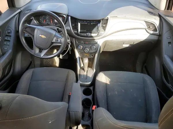3GNCJKSB4KL213096 2019 CHEVROLET TRAX - Image 8