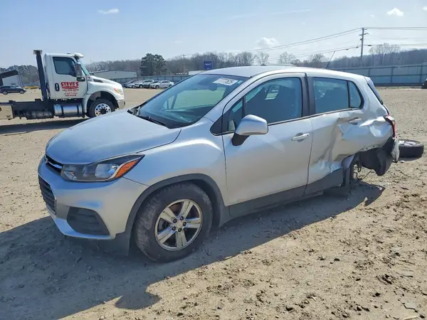 3GNCJKSB4KL219139 2019 CHEVROLET TRAX - Image 1