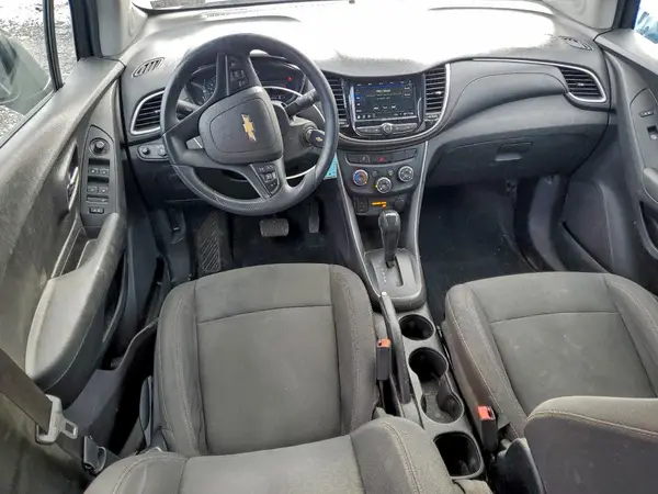 3GNCJKSB4KL230724 2019 CHEVROLET TRAX - Image 8