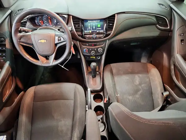 3GNCJKSB4KL231825 2019 CHEVROLET TRAX - Image 8