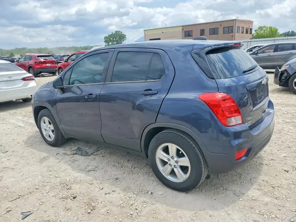 3GNCJKSB4KL282032 2019 CHEVROLET TRAX - Image 2