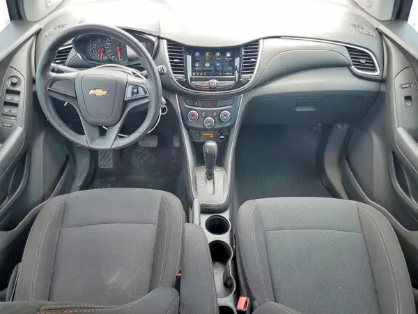 3GNCJKSB4KL282032 2019 CHEVROLET TRAX - Image 8