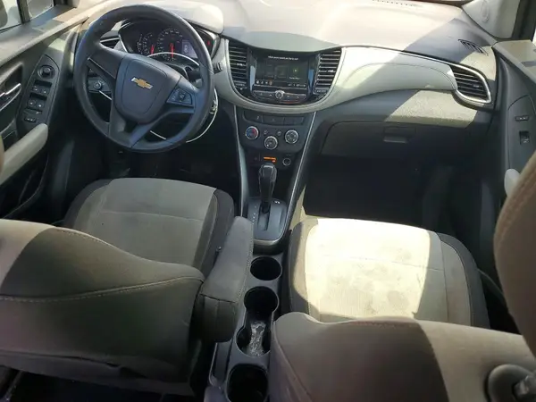 3GNCJKSB4KL291068 2019 CHEVROLET TRAX - Image 8