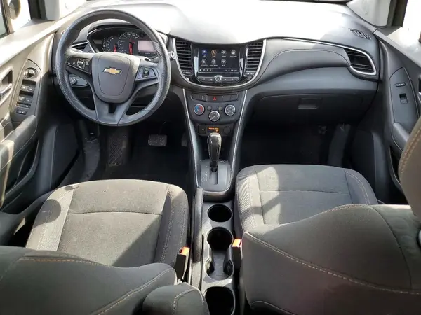 3GNCJKSB4KL295671 2019 CHEVROLET TRAX - Image 8