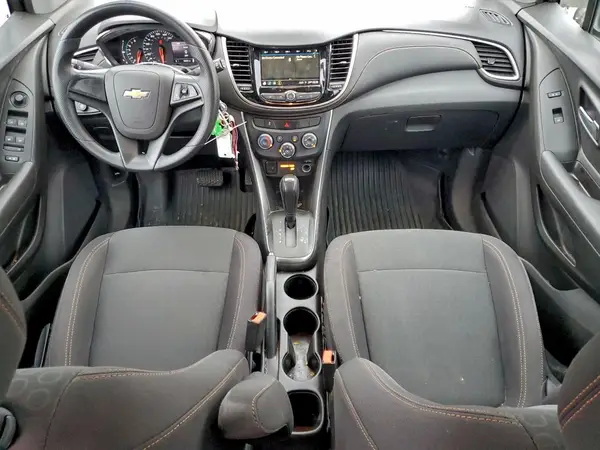 3GNCJKSB4KL297226 2019 CHEVROLET TRAX - Image 8