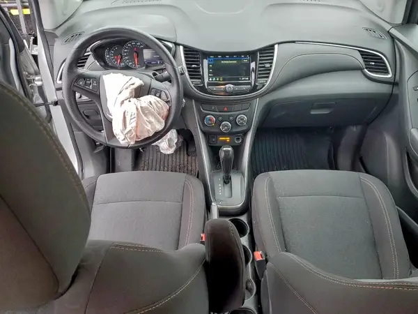 3GNCJKSB4KL342939 2019 CHEVROLET TRAX - Image 8