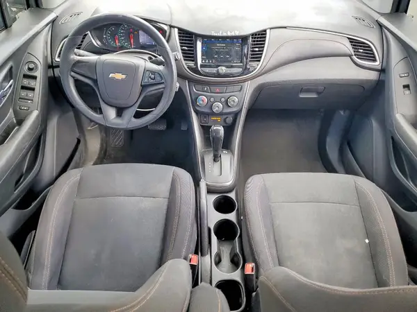 3GNCJKSB4KL351608 2019 CHEVROLET TRAX - Image 8