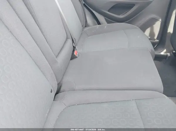 3GNCJKSB4KL355528 2019 CHEVROLET TRAX - Image 8