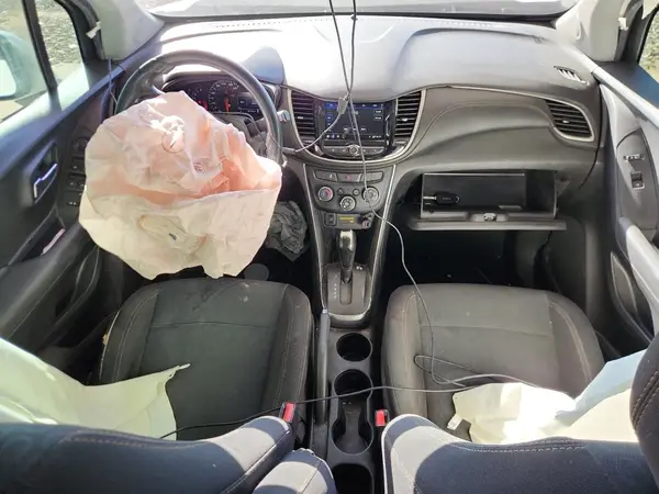 3GNCJKSB4KL357666 2019 CHEVROLET TRAX - Image 8