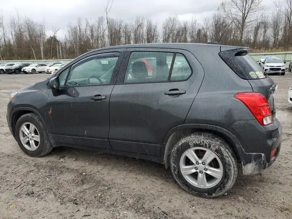 3GNCJKSB4KL362978 2019 CHEVROLET TRAX - Image 2
