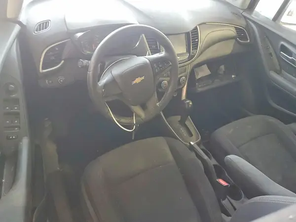 3GNCJKSB4KL377156 2019 CHEVROLET TRAX - Image 8